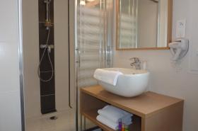 Cit'Hotel de La Vallée - photo 11