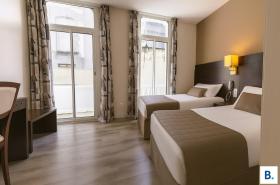 Hôtel Croix des Bretons - photo 26