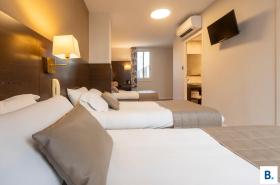Hôtel Croix des Bretons - photo 19