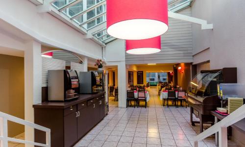 Hôtel Croix des Bretons - photo 3